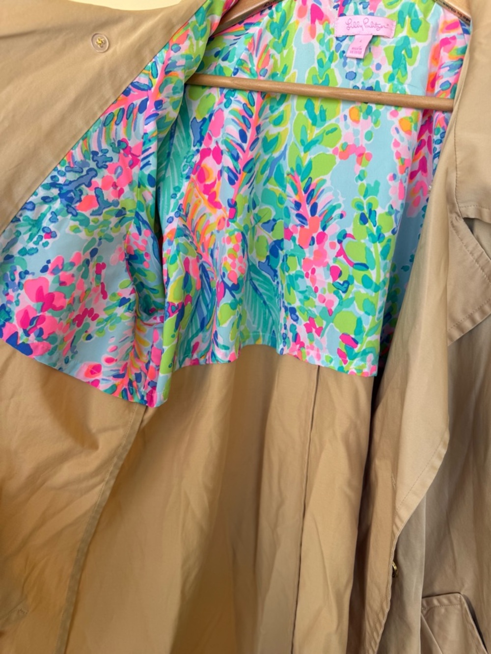 Lilly Pulitzer Qynn Trench Coat Tan - Picture 8 of 13